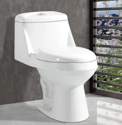 Articles sanitaires en céramique d'une seule pièce vitrés lisses de toilette de Siphonic de toilette de Siphonic