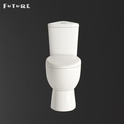 Le cabinet d'aisance de coin de toilette de coin de projection du short ISO9001 conjuguent les boutons affleurants