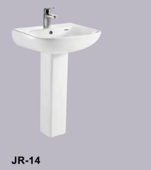 Évier blanc moderne de lavabo sur pied de résistance philippine de tache favorable à l'environnement